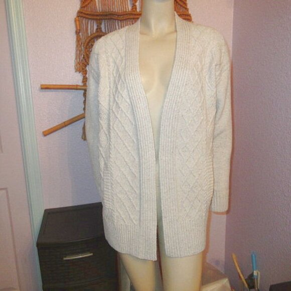 Frye and Co Fisherman Cable Knit Cardigan Size M Sweater Open Chunky Neutral - Picture 2 of 11